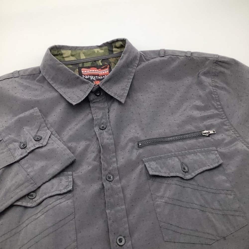 No Retreat Mens Long Sleeve Button Up Shirt Black‎ Front Zipper Pockets Sz XL.